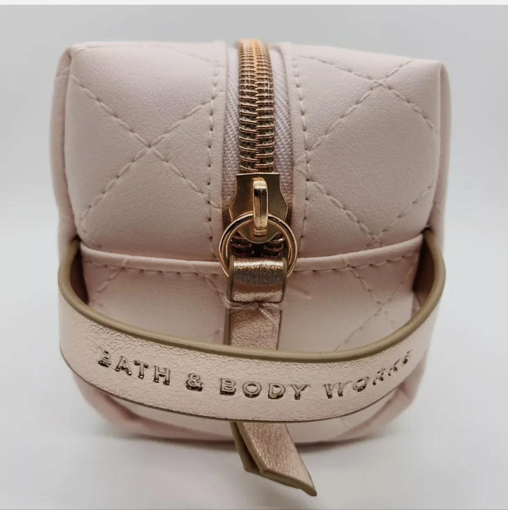 BATH & BODY WORKS BABY PINK & ROSE GOLD COSMETIC BAG POUCH BNWT SO Retired